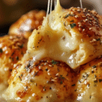 Cheesy Garlic Pull-Apart Bread Bites